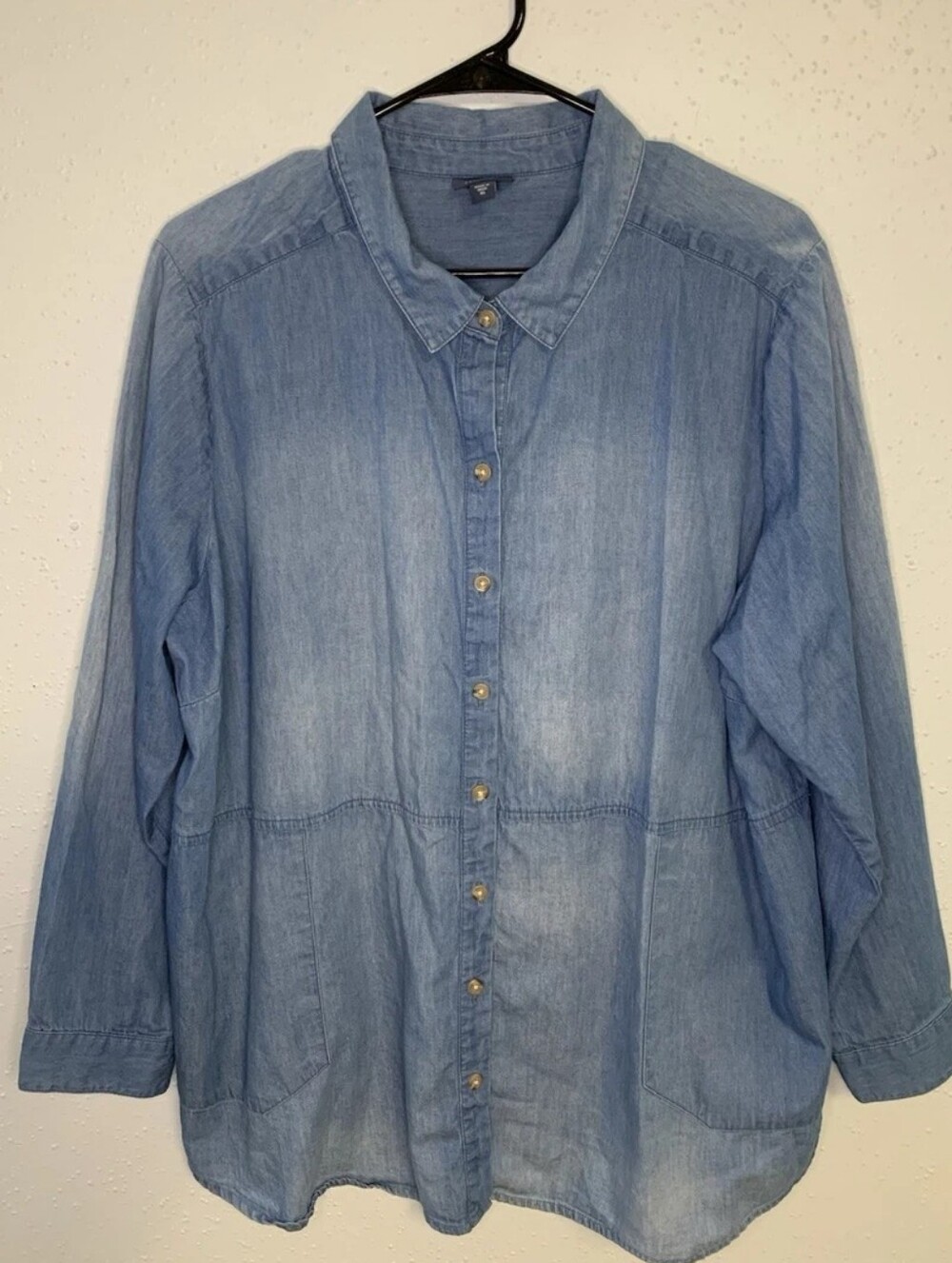 J. Jill Denim Long Sleeve Button Down With Pockets